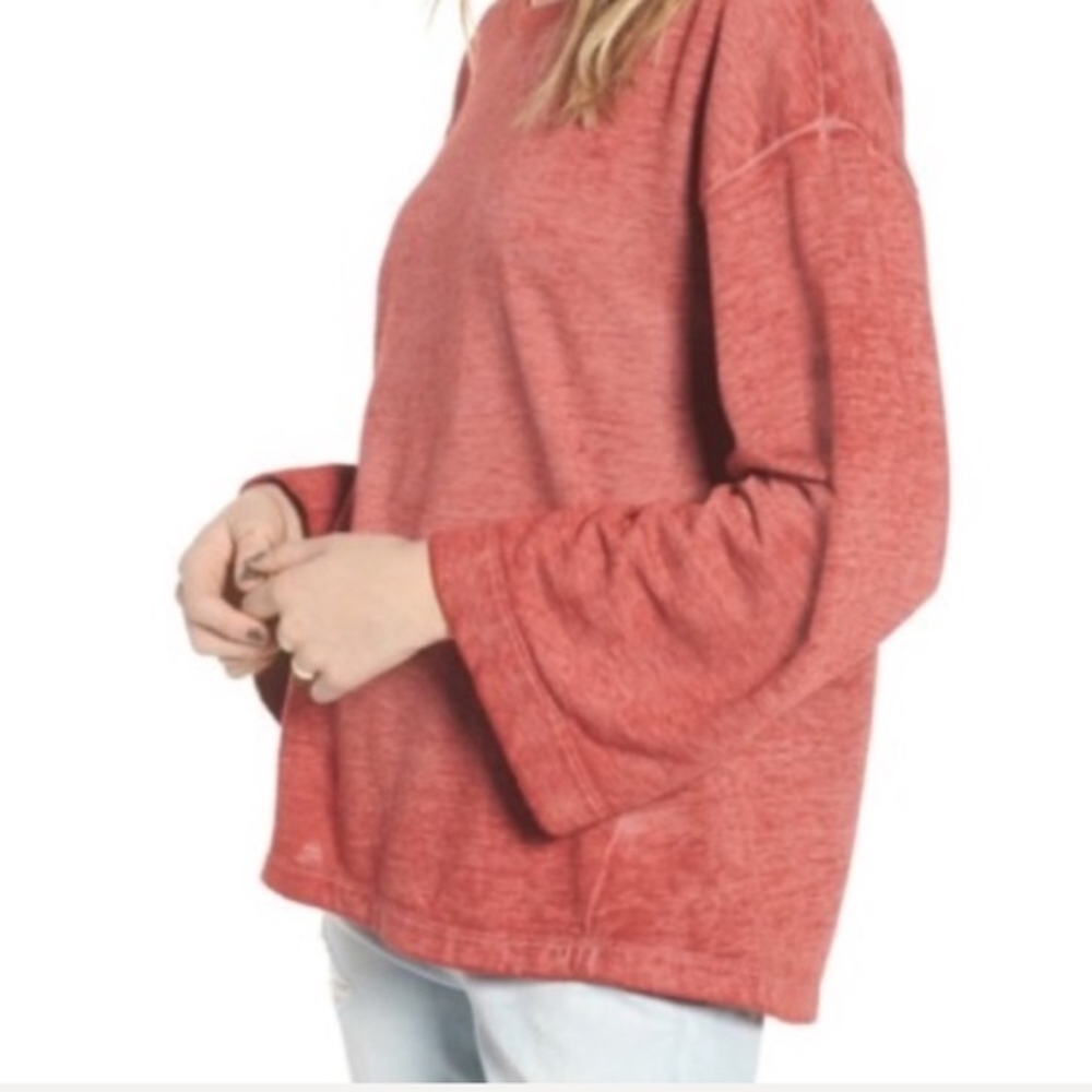 Treasure & Bond bell sleeve sweatshirt M. NWT